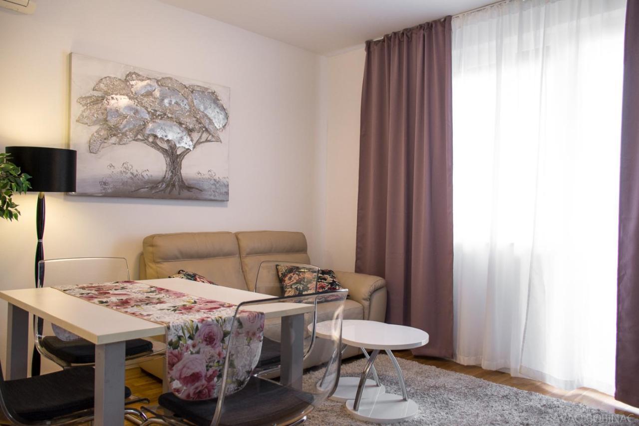 זאגרב West Residence Luxury Apartment- Parking In Garage מראה חיצוני תמונה