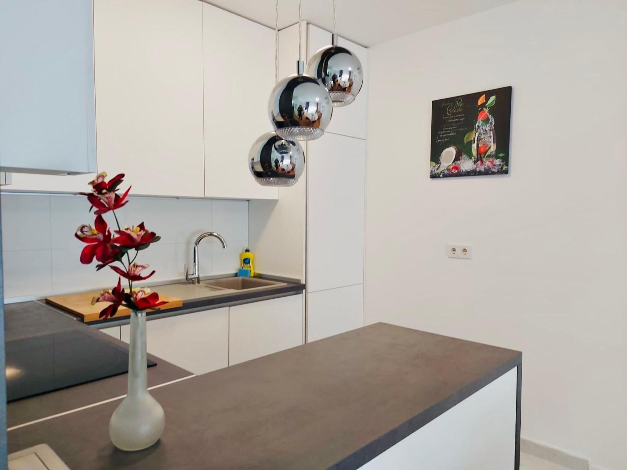 זאגרב West Residence Luxury Apartment- Parking In Garage מראה חיצוני תמונה