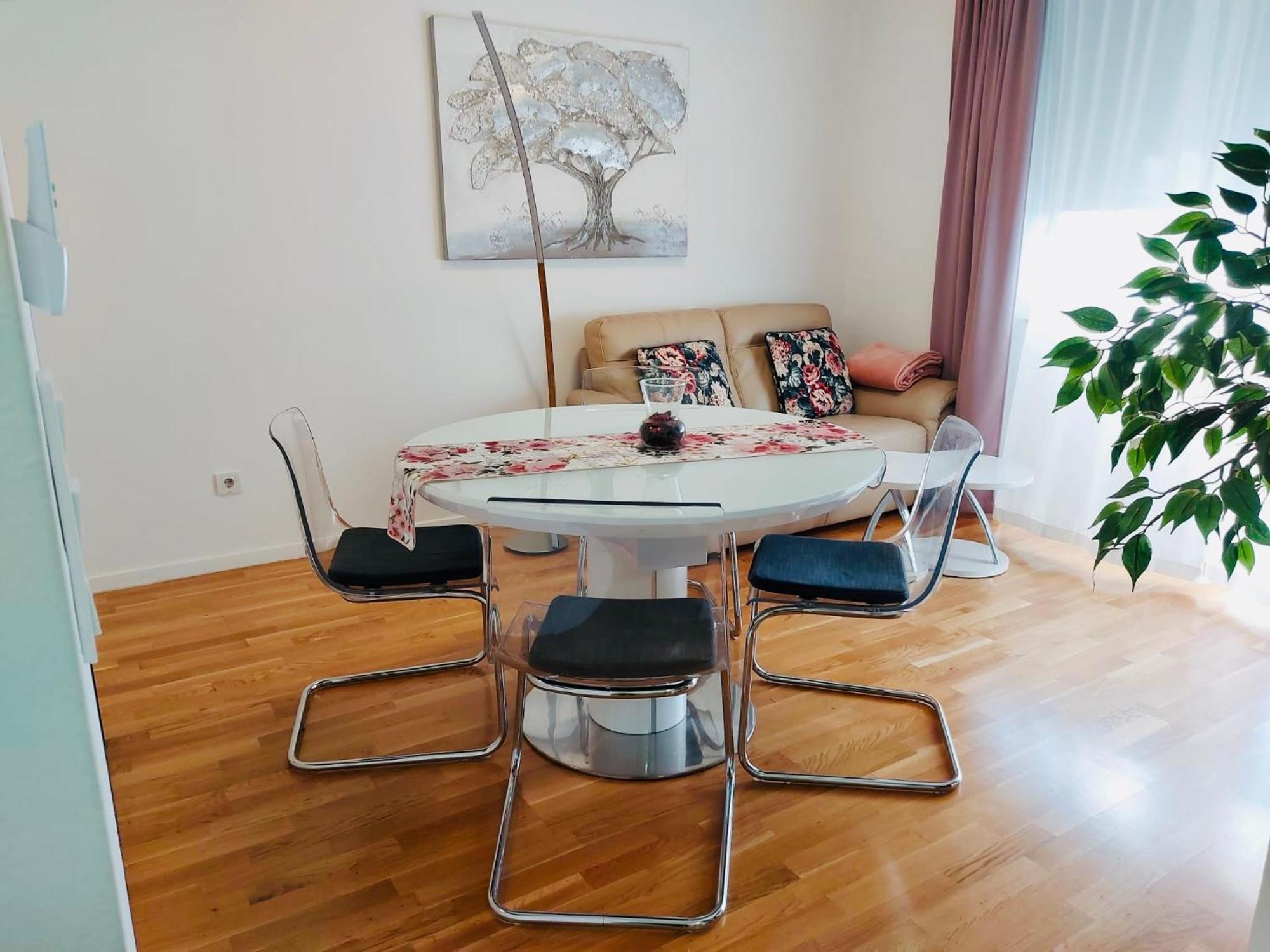 זאגרב West Residence Luxury Apartment- Parking In Garage מראה חיצוני תמונה